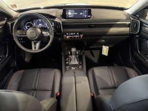 Mazda CX-50 Hybrid Premium Plus AWD SUV de luxe 2026 avec transmission automatique et sièges en cuir - Product Image 6