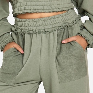 Nuevo Chándal Deportivo Elegante para Mujer, Logotipo Personalizado, Dos Piezas, Chándal Holgado para Mujer, Sudadera con Capucha, Top Corto, Cómodo - Product Image 5