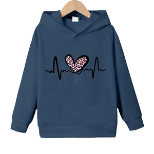 Sudadera con Capucha Informal de Invierno para Niñas, Estilo Holgado, con Estampado de Corazón de Leopardo, para la Temporada de Otoño - Product Image 1