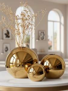 Vase décoratif artisanal en laiton pur à 100 %, qualité supérieure, vase en laiton massif pur, vase en laiton fait main par des artisans, qualité d'exportation - Product Image 3