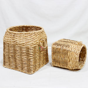 Ensemble de paniers en jacinthe d'eau tissés à la main Artex Dong Thap avec poignées pour le rangement et la décoration de la maison - Product Image 3