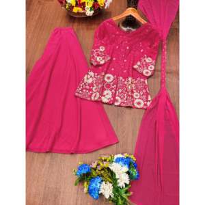 Conjunto de Traje de Mujer de Georgette Bordado de Diseñador con Pantalones Plazzo y Dupatta - Product Image 2