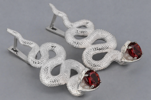 925 Silver Snake <b>Fine</b> <b>Stud</b> <b>Earrings</b> Textured Animal Ear Jewelry Garnet Stone Accent Gift - Product Image 2