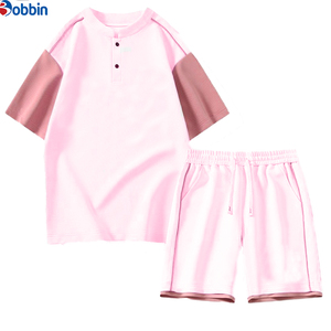 Conjunto de camiseta de manga corta con bloques de color blanco y verde para hombre, conjunto informal de verano, pantalones cortos de punto transpirables, ajuste holgado, unisex. - Product Image 6