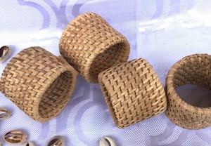 Anillos para Servilletas de Ratán Tejidos a Mano, Decoración de Mesa de Mimbre - Product Image 2