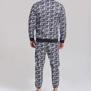 Conjunto Deportivo Unisex Negro Reflectante de 2 Piezas, Chaqueta con Cremallera y Pantalones de Nailon para Gimnasio y Deporte - Product Image 5