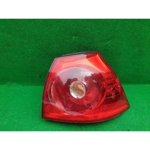 Feu arrière droit d'occasion pour Golf 1K6945096N - Product Image 1