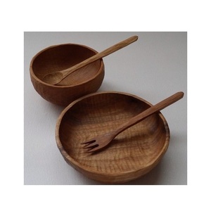 ชุดชามไม้ทำมือพร้อมจานและช้อน แกะสลักลายธรรมชาติ สไตล์วาบิซาบิ - Product Image 3