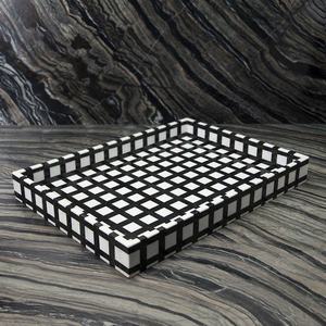 Plateau rectangulaire en résine fait main, durable et classique, avec incrustations, sensation de luxe pour tables basses de salon modernes, élégant pour le service à la salle à manger - Product Image 4