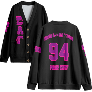 เสื้อคาร์ดิแกนแบบกระดุมสไตล์นักศึกษาสีดำและชมพู พร้อมป้ายปักตัวอักษร - Product Image 1