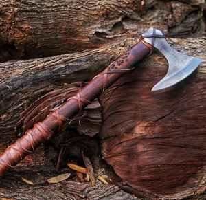 Hacha Vikinga de Alta Calidad Forjada a Mano con Alto Contenido de Carbono, Hacha Industrial de 7 Pulgadas para Acampar al Aire Libre y Bricolaje - Product Image 4