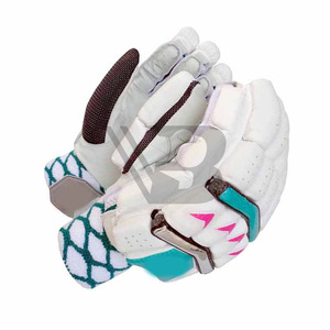 Guantes de críquet de calidad profesional, personalizables en logotipo, tamaño y colores, fabricación profesional. - Product Image 4