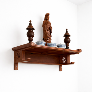 Altar budista de pared hecho de madera de sándalo. - Product Image 5