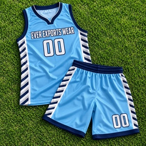 Uniforme de basket-ball personnalisé, bleu ciel, marine, ensemble de maillots et shorts de basket-ball par sublimation, design classique, sur mesure pour les équipes, nom de l'équipe - Product Image 3