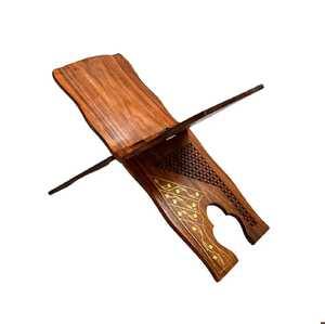 Support de Coran en bois artisanal Rehal avec motifs floraux dorés, support artistique rustique minimaliste moderne spirituel - Product Image 1