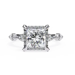 Magnifique bague en or avec diamant de laboratoire taille radiant de 2 carats, pierres latérales riches, bijoux fins unisexes, cadeau de fiançailles ou d'anniversaire - Product Image 5