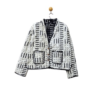 Veste en coton matelassée réversible vintage indienne faite à la main, écologique, avec motif unique imprimé au bloc, rayures, coupe douce, col en V, en lin - Product Image 1