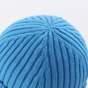 ราคาขายส่ง หมวกบีนนี่ผู้ชาย ผ้าขนสัตว์ 100% ระบายอากาศได้ดี ลายตัวอักษรแบบแจ็คการ์ด ปักโลโก้ตามสั่ง - Product Image 3