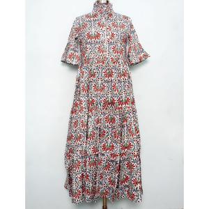 Vestido de noche floral con mangas acampanadas muy popular para mujer, ropa cómoda para el hogar para las noches de otoño e invierno, disponible en todas las tallas. - Product Image 1