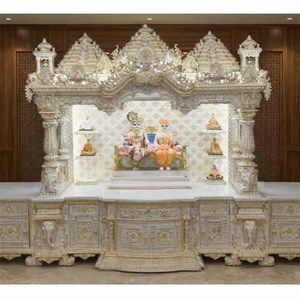 หิ้งบูชาไม้สักลายหินอ่อนแบบดั้งเดิม สวามินารายันมันดีร์ หิ้งบูชาฮินดูรุ่นล่าสุด ทำจากไม้สักแท้ สไตล์อินเดียใต้ ชุดหิ้งบูชา - Product Image 1