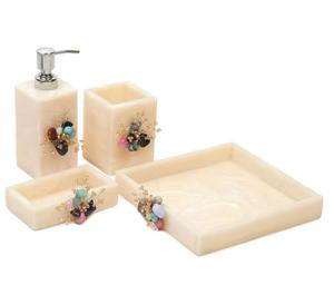 Ensemble de salle de bain en résine de qualité supérieure, 4 pièces, pour la maison : distributeur de savon, porte-brosse à dents, plateau de toilette, au meilleur prix abordable - Product Image 1