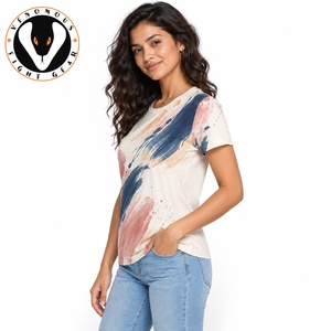 Camiseta para mujer con material suave al tacto, movimiento flexible y ajuste cómodo para uso diario, informal y de moda urbana. - Product Image 2