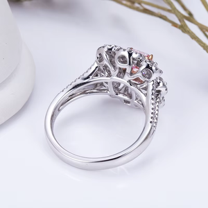 Bague de fiançailles unisexe en or blanc 14 carats plaqué platine avec diamant fantaisie de laboratoire taille poire, style romantique - Product Image 1