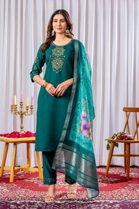 Conjunto de Kurti y Pantalón de Seda Viscosa Premium con Bordado y Dupatta de Seda Chanderi con Estampado Digital, Ropa Étnica para Mujer, Calidad de Exportación - Product Image 6