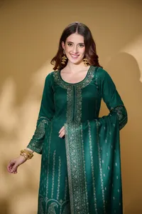 SAFAA: Colección Exclusiva de Invierno ZARDOZI - Product Image 2