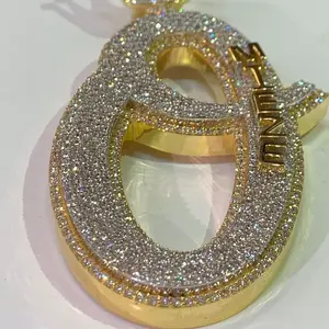 Colgante Personalizado con Letra Q y Corona, Colgante Hip Hop con Incrustaciones de Moissanita, Nombre Personalizado MIEZE, Plata de Ley 925 Chapada en Oro - Product Image 3