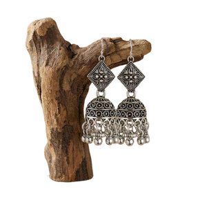 Boucles d'oreilles en gros à bas prix, boucles d'oreilles de haute qualité, nouvelle collection, bijoux de mode haut de gamme - Product Image 1