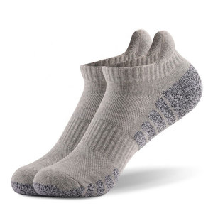 Calcetines deportivos de verano personalizados con logo bordado y sublimado, de punto, con suela de algodón de rizo de secado rápido, para fútbol, con bajo MOQ. - Product Image 5