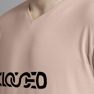 Camiseta Clásica con Cuello en V, Ajuste Cómodo y Tela Resistente para Uso Diario, Camiseta Casual Premium con Cuello en V - Product Image 6