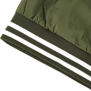 แจ็คเก็ตวาร์ซิตี้ผู้ชายสไตล์ลำลองเท่ๆ  แบบกำหนดเองได้  แจ็คเก็ตบอมเบอร์มหาวิทยาลัยสำหรับผู้ชาย ปี 2025 - Product Image 5