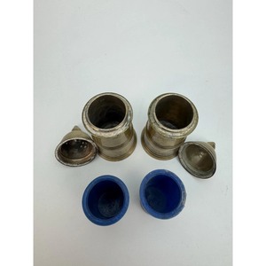 Juego de Especieros Vintage de Latón con Construcción Metálica Resistente para Uso en la Cocina - Product Image 4