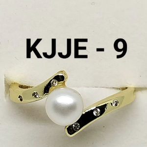 Anillo Ajustable con Perla de Agua Dulce y Diseño Floral, Talla Única, Anillo de Joyería con Perla, Ajustable, Proveedor - Product Image 2