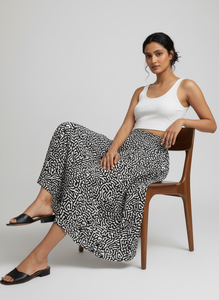 Women Elegant Long Rayon Staple <b>Skirt</b> Breathable Fabric Lightweight Comfortable Relaxed Fit Casual Summer <b>Skirt</b> For Everyday - Product Image 3