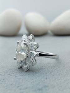 D'VINS JEWELS Bague de Fiançailles et de Mariage Tendance Forme Ronde et Poire, Taille Brillant, Couleur D, Blanc, Argent, Or Certifié - Product Image 3