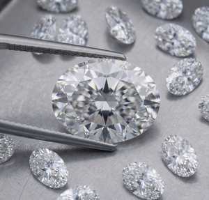 Diamante Suelto de Laboratorio con Corte Pera Premium de 1ct-1.5ct, D VVS2, 8x6mm-8.5x6.5mm, Grado Maestro CVD, Solitario RCK Global Signature - Product Image 3