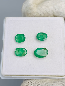 Esmeralda natural de Zambia, corte ovalado, 4 piezas, 5.92 quilates, buena calidad con brillo, color verde agradable, perfecta para tallar y pulir a precio económico. - Product Image 2