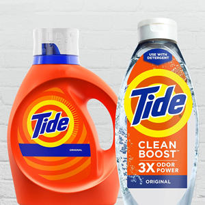 Adoucissant textile Tide Clean Boost Rinse, élimine les taches - Product Image 1