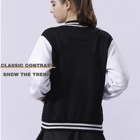 Blouson universitaire homme 2026 noir et blanc avec manches contrastantes, boutons sur le devant et col rabattable – Tenue décontractée pour l'automne