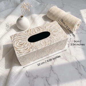 Caja de pañuelos rectangular hecha a mano de ILAHI con incrustaciones de nácar, moderna, ecológica y multiusos ICOMB-14012 - Product Image 1