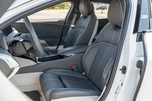 รถ AIIR DREAM EDITION PERFORMANCE ปี 2022 สภาพดีเยี่ยม - Product Image 2