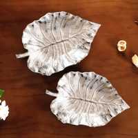 Plateau de service en métal en forme de feuille d'érable dorée, plat de luxe pour collations et bonbons, centre de table, bol de rangement polyvalent