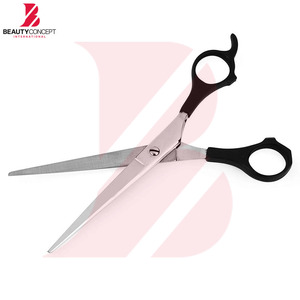 กรรไกรตัดผมมืออาชีพ ด้ามจับพลาสติกสีดำด้าน คุณภาพสูง ผลิตจากเหล็กกล้าไร้สนิม พร้อมที่พักนิ้ว - Product Image 2