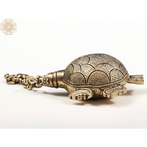 Botella de perfume Etra tortuga de latón hecha a mano con tapa interior y tapón de rosca decorativo - Product Image 1