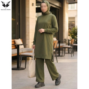 Conjunto Deportivo Minimalista Verde Oliva para Mujer, Túnica de Manga Larga y Pantalones Anchos, Ropa Casual para Estar en Casa - Product Image 6