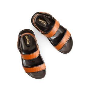 Sandalia Formal Mostaza Niño Modelo KD9989 - Product Image 1