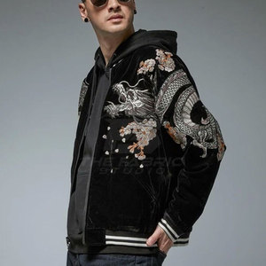 Chaqueta Sukajan de Invierno de Alta Calidad con Cuello Alto de Satén y Logotipo Bordado Personalizado en la Parte Delantera, Prenda Exterior Informal y Elegante - Product Image 3